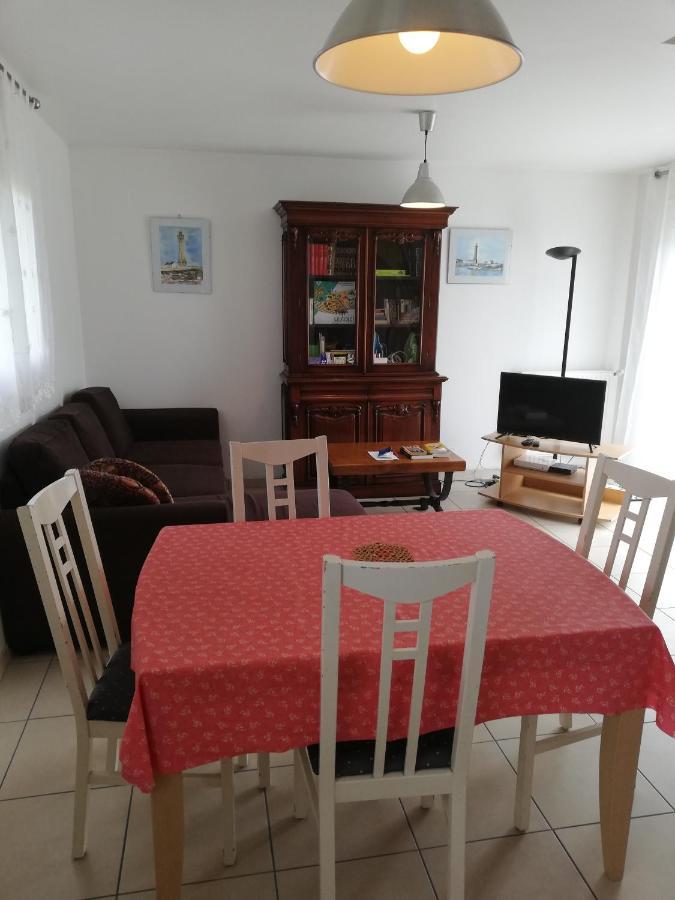 Maison bord de mer Penmarcʼh Buitenkant foto